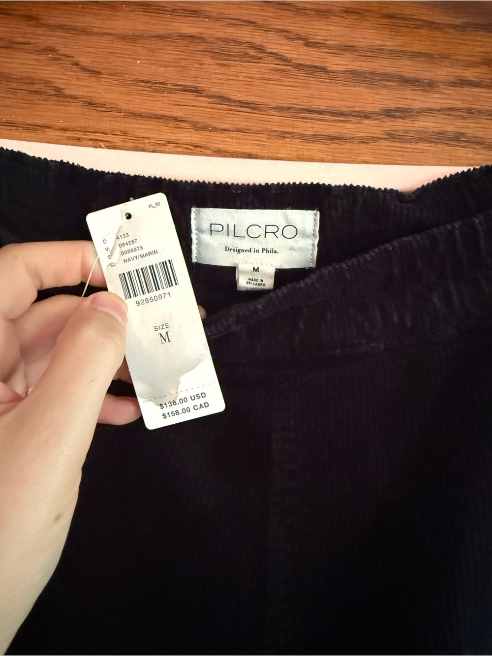 NWT PILCRO Izzie Relaxed Pull On Barrel Trousers Corduroy Navy High Waisted M - Picture 6 of 11
